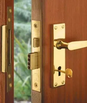 Community Locksmith Store Cincinnati, OH 513-988-4072 - emergency-locksmith-opening